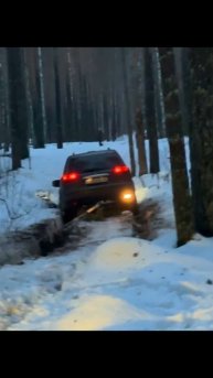 Вытаскиваем Паджеро из колеи