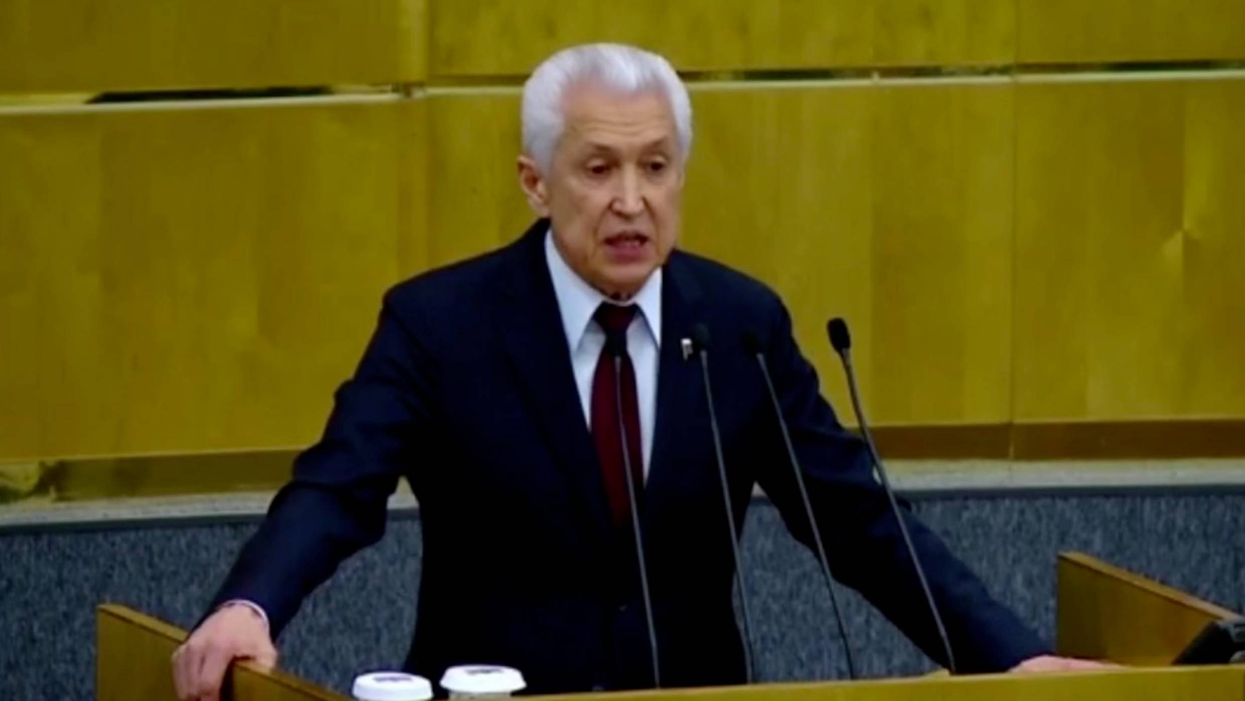 ВЛАДИМИР ВАСИЛЬЕВ: СЕГОДНЯ ОТНОШЕНИЕ К ПЕДАГОГУ ДОЛЖНО БЫТЬ СВЯЩЕННЫМ В РОССИИ