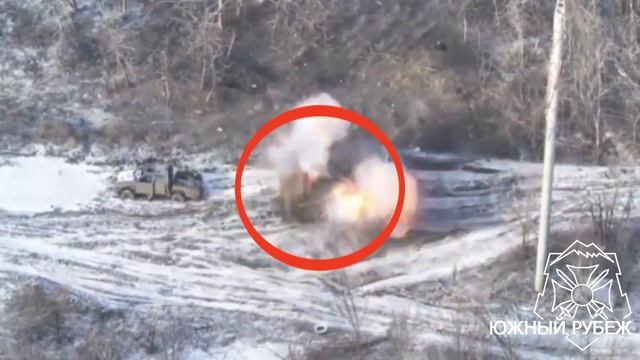 Подрыв БТР Спартан ВСУ на мине в районе населенного пункта Часов Яр. После остановки БТР, опер...