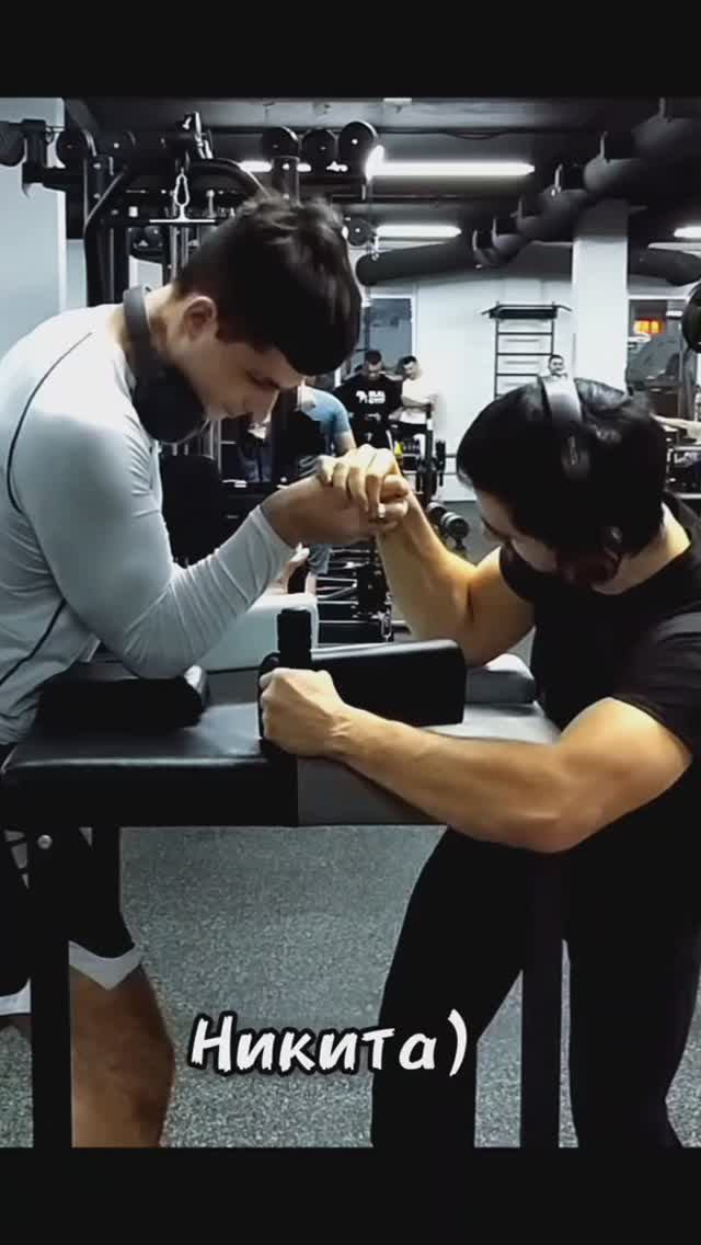 Кто стоит за каналом GYM'Twix?