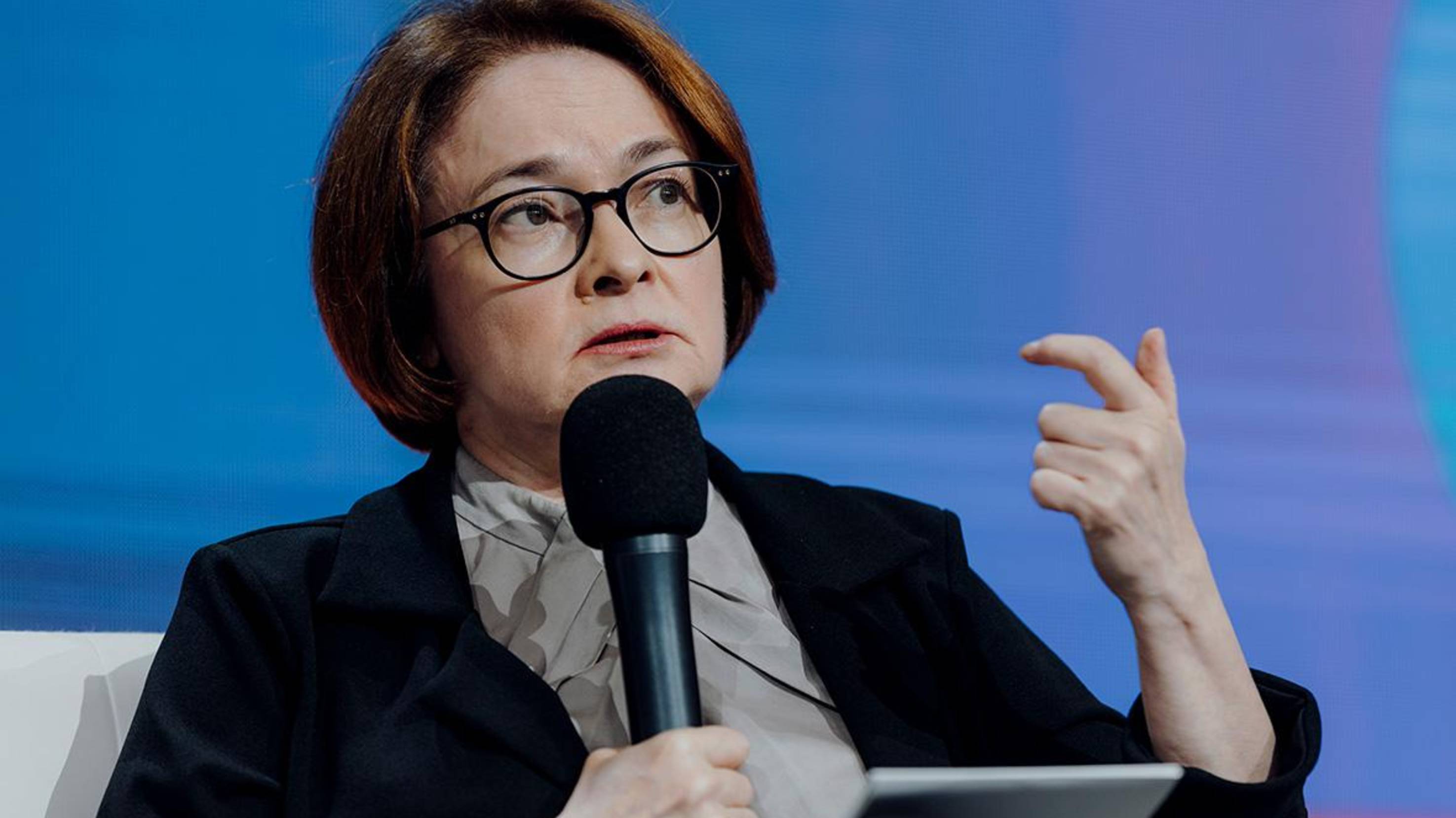 Экономика летит в тар тарары