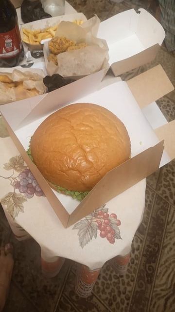 Ужин для одного, а может двоих.