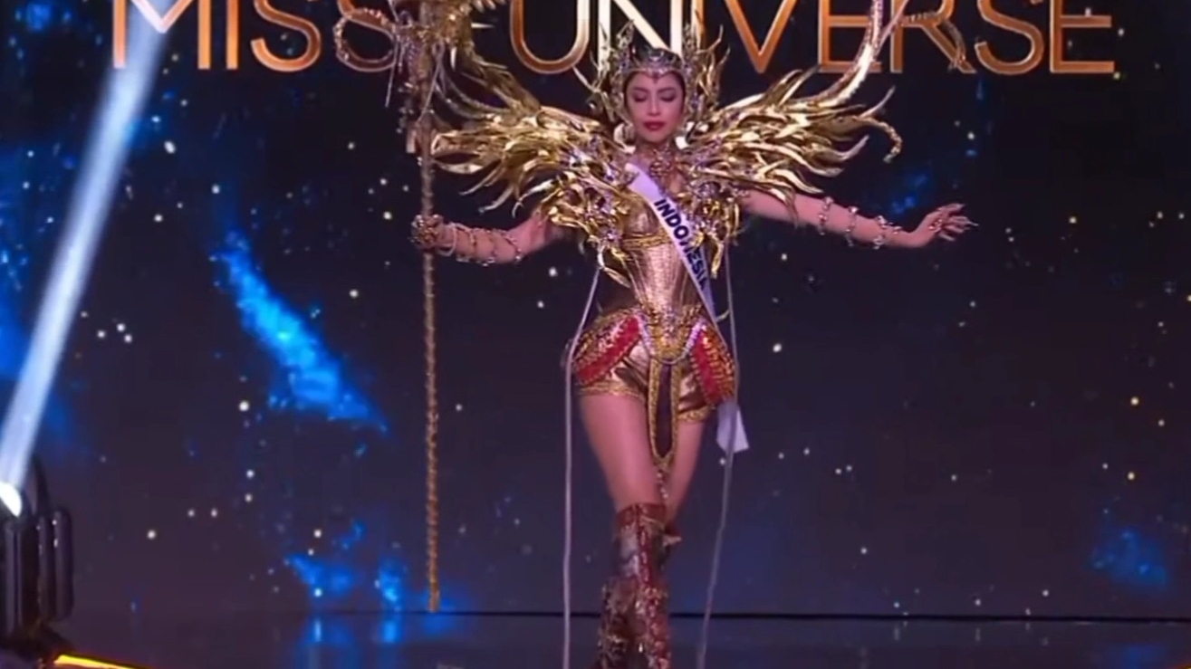 73 Miss Universe 2024 Indonesia Clara Shafira Krebs Индонезия Мисс Вселенная 2024 костюм