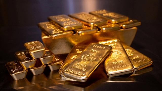 Цена золота впервые в истории превысила $2950 за унцию