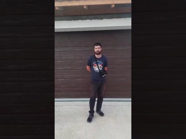 Отзыв клиента. Секционные подъемные ворота.