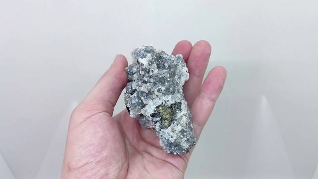 Друза Чёрный Кварц Морион с Апофиллитом