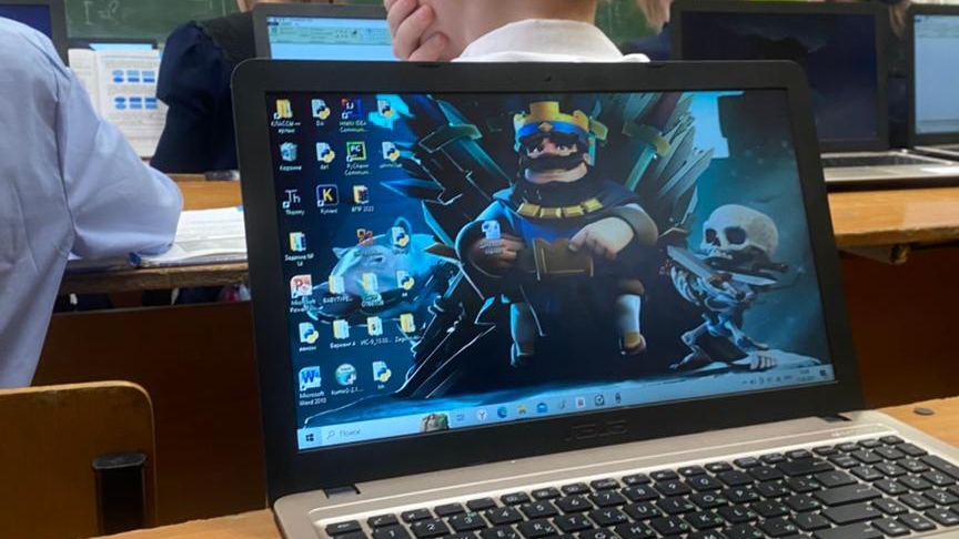 хехеххе урок информатики 💻