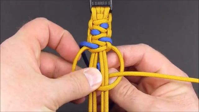 How to make a Caged Dragon Paracord Bracelet(360P)