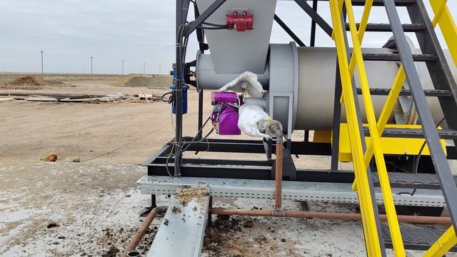 Работа инсинератора по сжиганию нефтешлама "Базовая" 1020 мм. https://utilnefteshlam.ru/