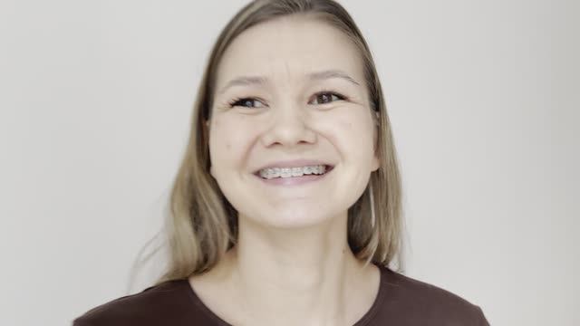 Настя Лёд. Брекеты.