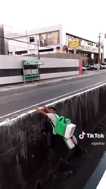 Кто то до сих пор ждет свою пиццу