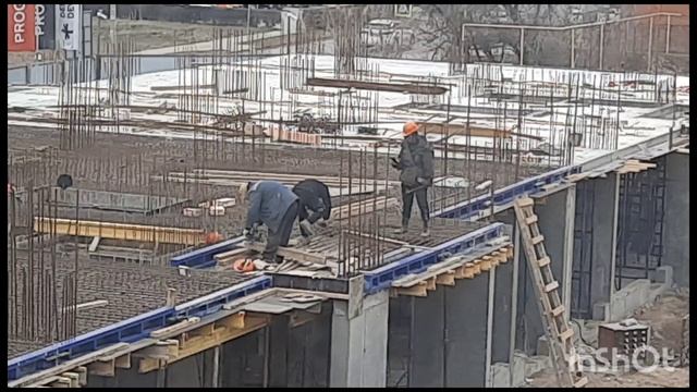 будни строительство 24 этажного человейника