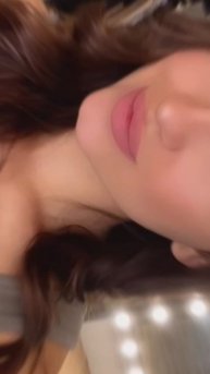 Ну красотка же 🫰