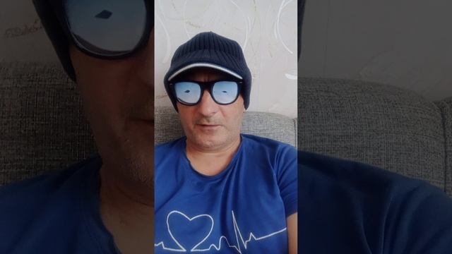 ВАСЁК НЕ ДУМАЯ ...СПУСТИЛ.