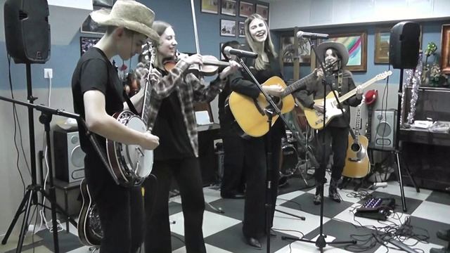 10.02.2025. "ВЕСЁЛЫЙ ДИЛИЖАНС" в Бард-клубе "Октябрьский". КАНТРИ.