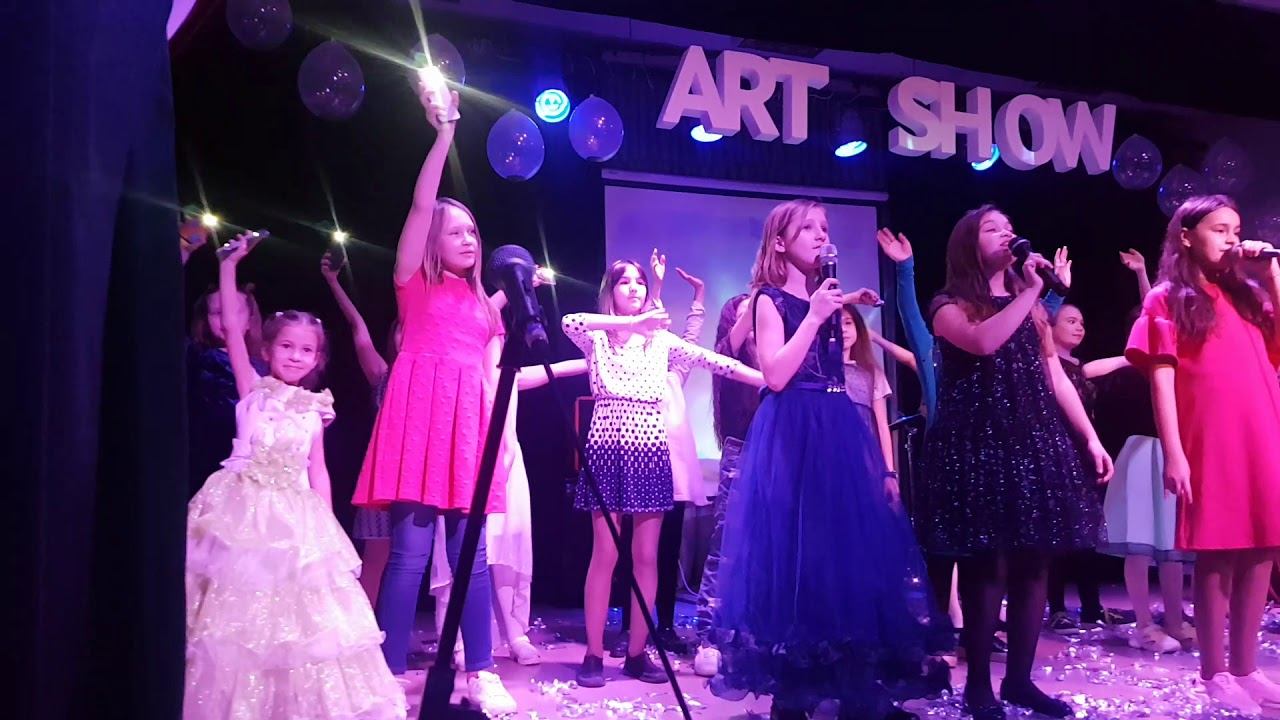 "Мы счастливые" - "Open Kids". Исполняет кавер музыкальная группа "MILKY WAY". Студии "ART SHOW".