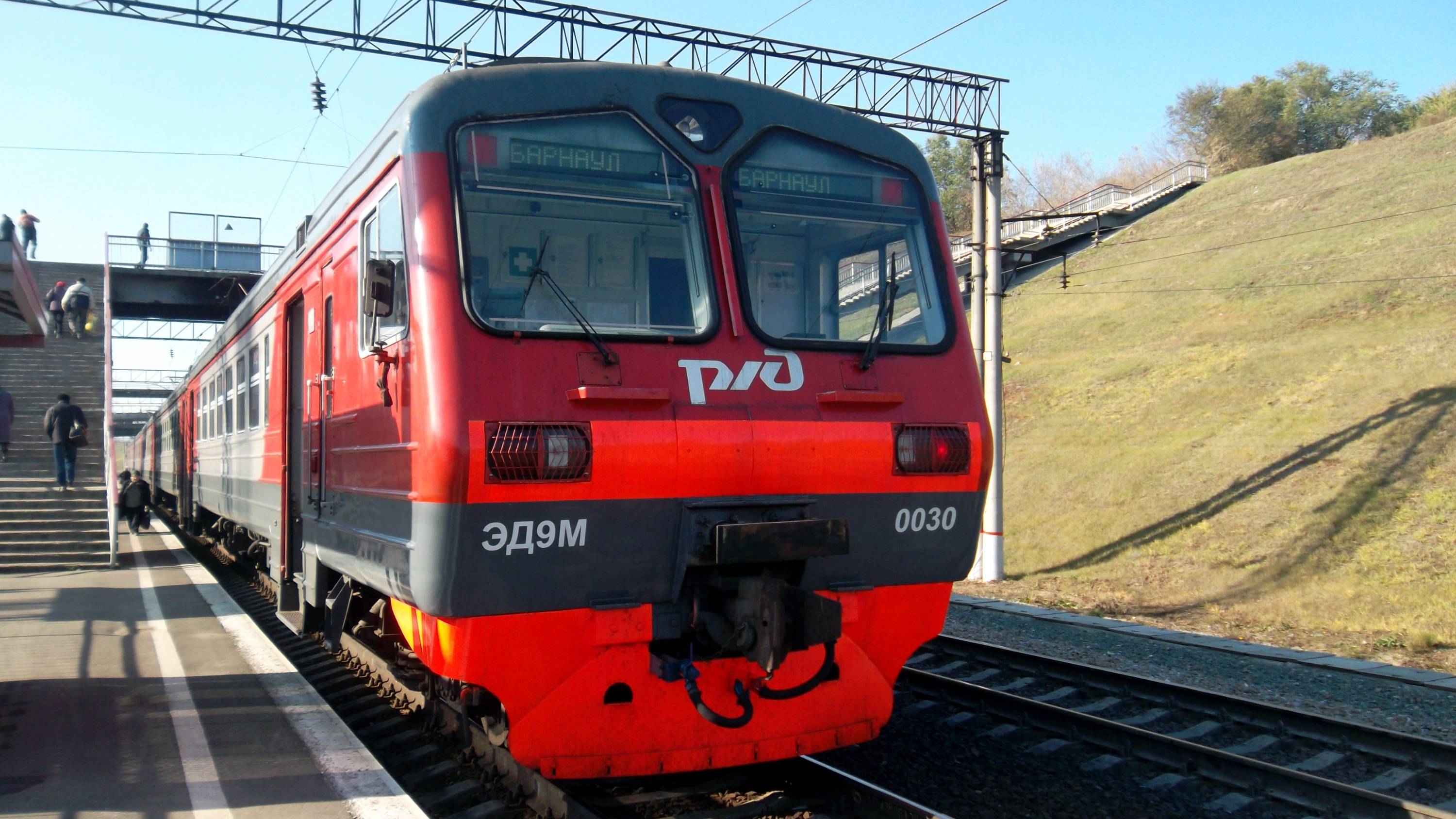 Электропоезд ЭД9М-0030. Покатушки от Присягино до моста через Обь.