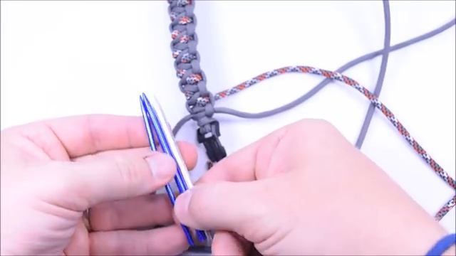 Make the Stitched Solomons Dragon Paracord Bracelet Bored Paracord_270p_360p