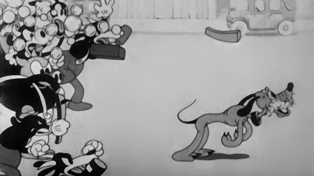 Черно-белый Микки Маус 24.The.Mad.Dog.1932
