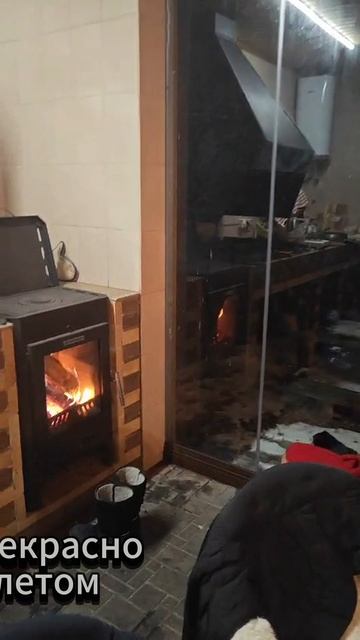 Подвижное безрамное остекление зимой!
