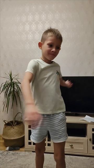 Спорим сделаю 30 отжиманий