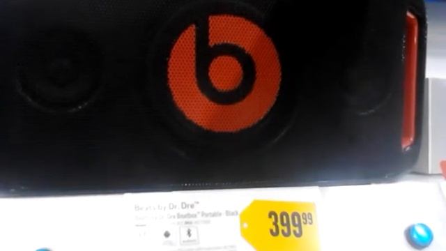 Beats by Dre Boombox Demo