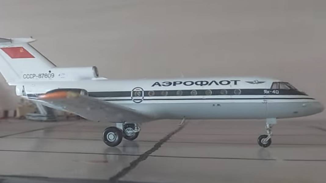 Все четыре модификации Як-40 в масштабе 1:72 (аэрофлот 80-х)