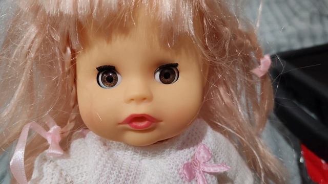 игра с куклой, детские игры