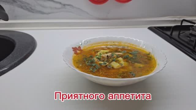 Супчик с чечевицей и куриной грудкой.