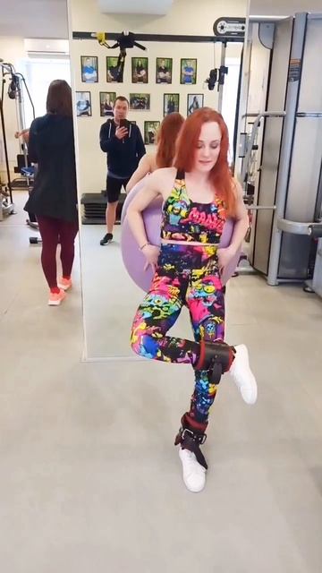 упражнения с фитболом.mp4