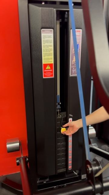 Трицепс жим вниз