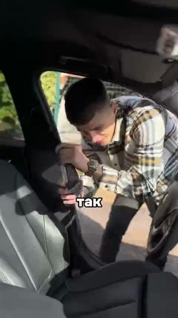 Владельцы BMW, берите на заметку необычный, но крайне эффективный лайфхак.
И не обижайтесь, мы люб