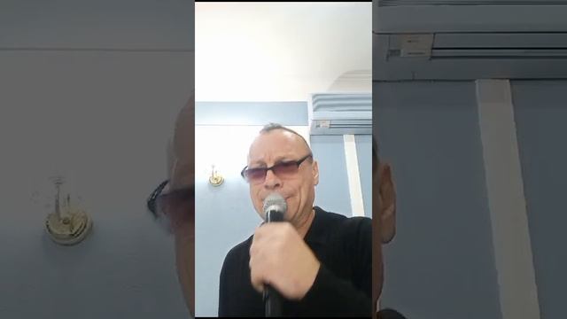 тяжело седому пацану