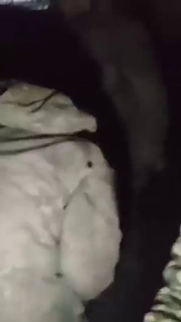 Группу всушников завалило в блиндаже в результате артудара. Они сидят под землей третий день...