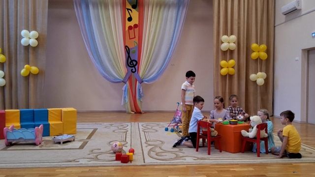 "Мы играли в детский сад" литературная инсценировка