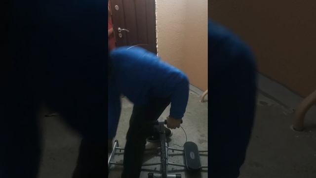 lv_0_20250211013654.mp4