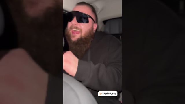 Элинка встретилась со своим преданным поклонником 🔥