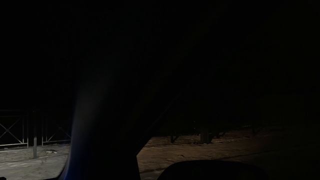 Поворот галоген (желтый свет) + ближний led.