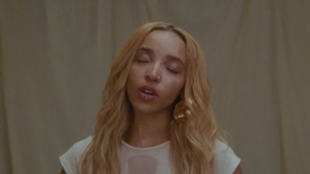 Tinashe - Talk To Me Nice