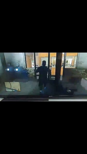как узнать что внутри сейфа