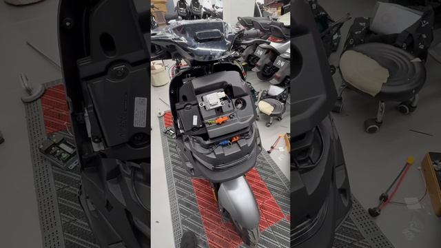 Готовлю на отправку сразу несколько электроскутеров Ninebot M3 95C MAX