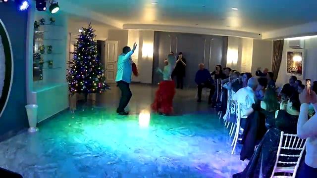 КАК ВСЕГДА РАБОТАЕМ БАНКЕТ!!!ВОСТОЧНЫЙ ТАНЕЦ ДЛЯ ИМЕНИННИКА!!!