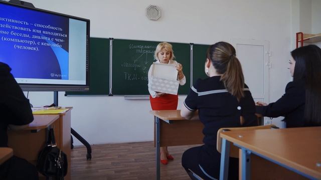 Видеовизитка учителя начальных классов Мосоловой Е.В. Школа №27, аул Новая Адыгея