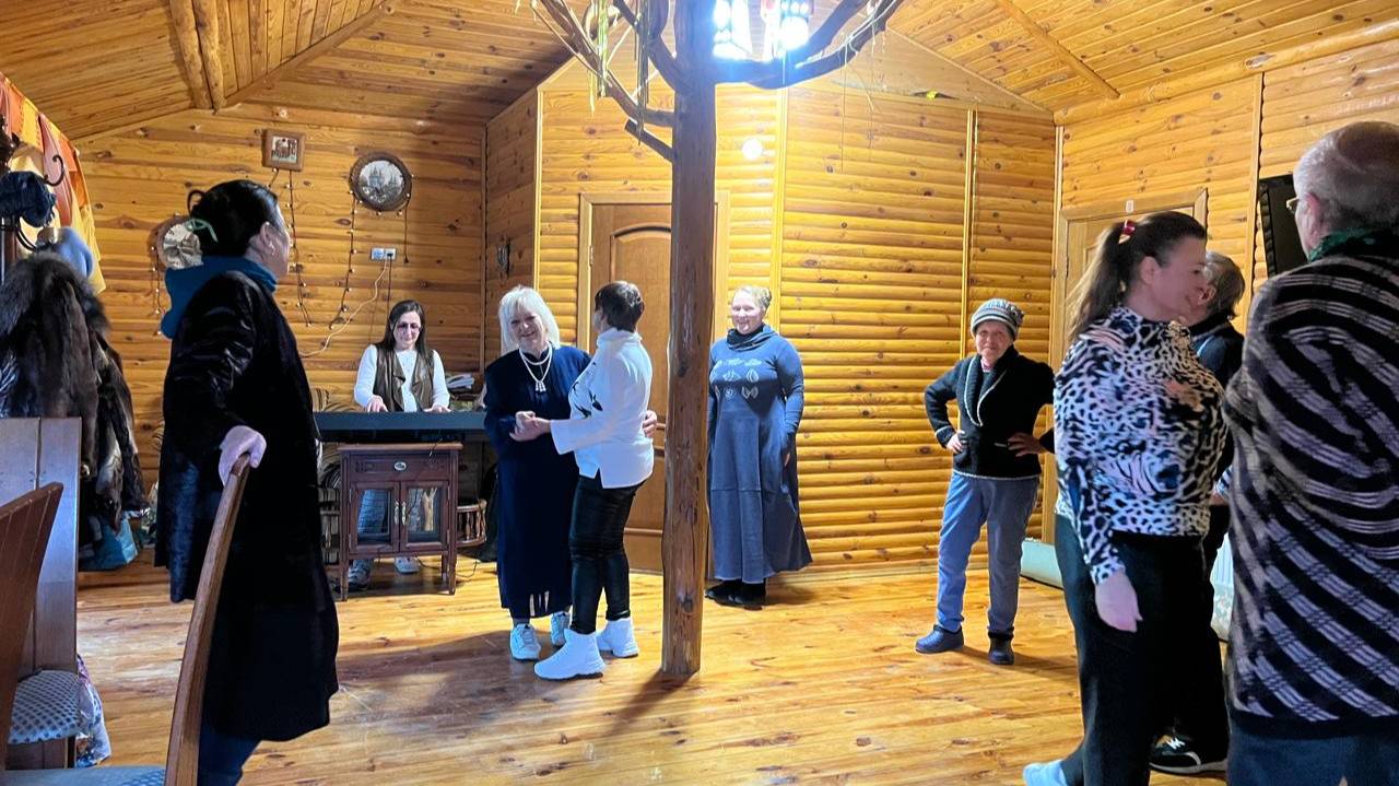 И опять день рождения в отеле Воробьиное гнездо