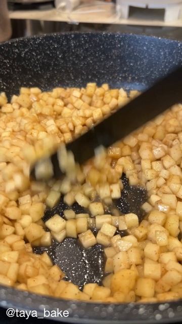 ПИРОЖКИ С ЯБЛОКАМИ