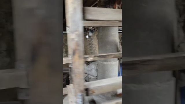 установка стелажей для рассады в подвале.