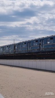 "Номерные" преодолевают Нагатинский метромост #метро #train #subway #Номерной #мосметро #subway