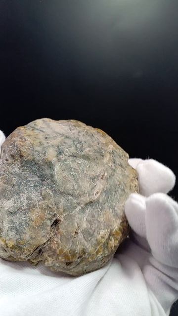 Лиственит Полировка 293 грамма 1000 рублей