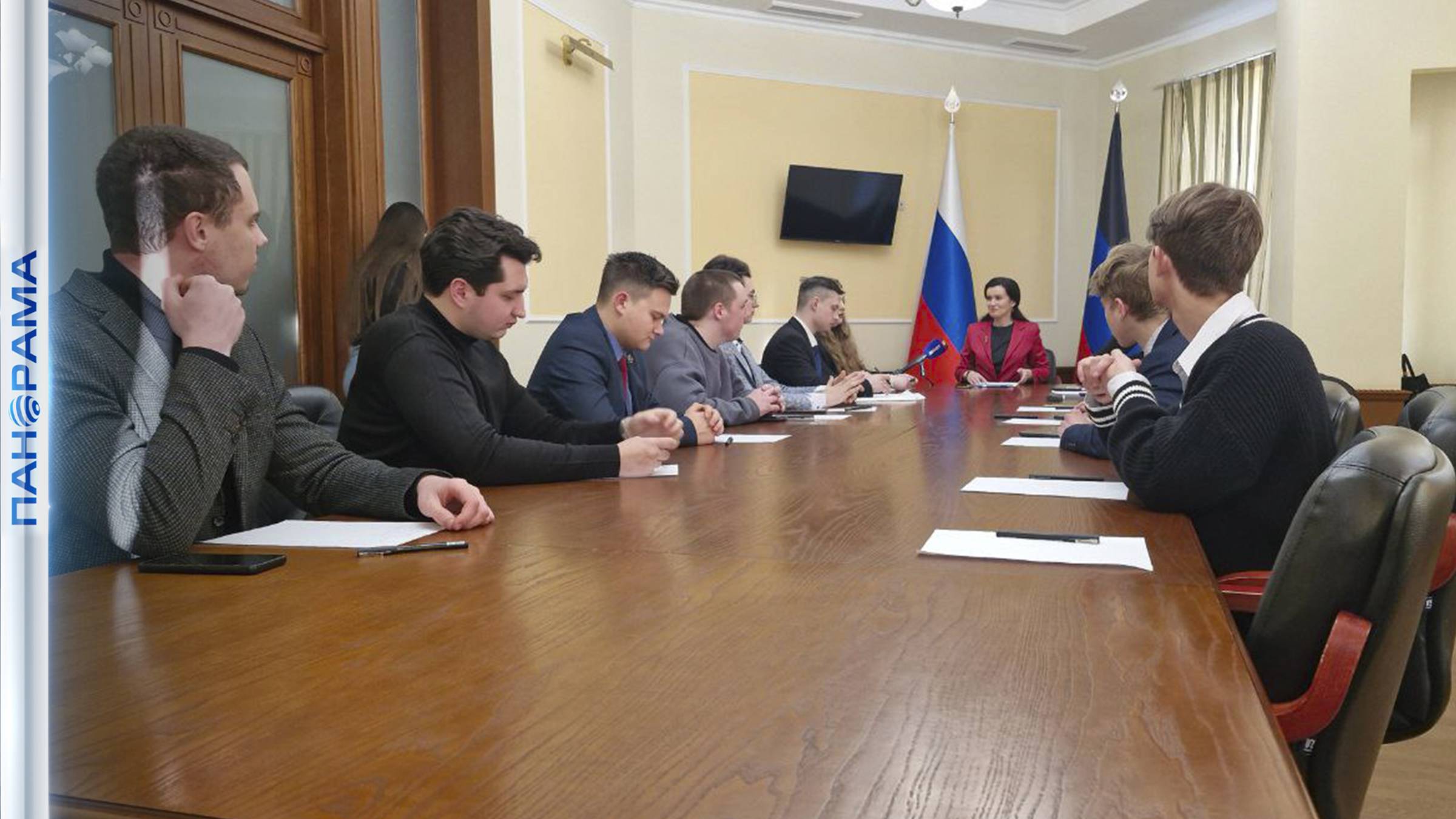 Руководитель представительства МИД России в Донецке провела открытый диалог со студентами