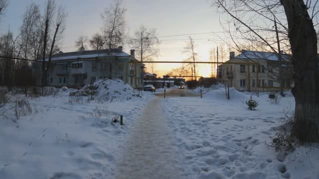 От старых пригородных пейзажей к природным | Самара, ул. Парадная